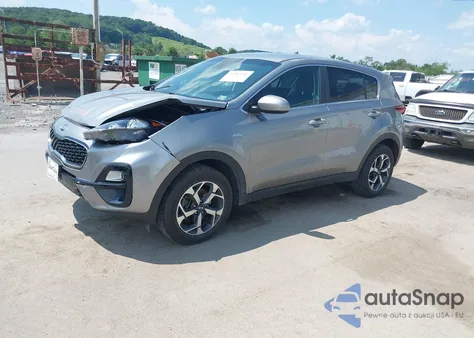 2020 Kia Sportage Lx z USA, uszkodzony, nr VIN KNDPMCAC4L7629950